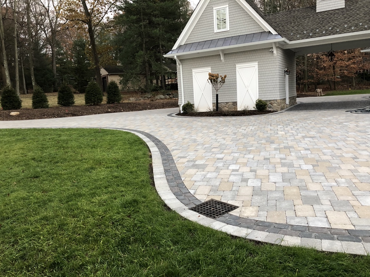Upper Saddle River Paver Driveway